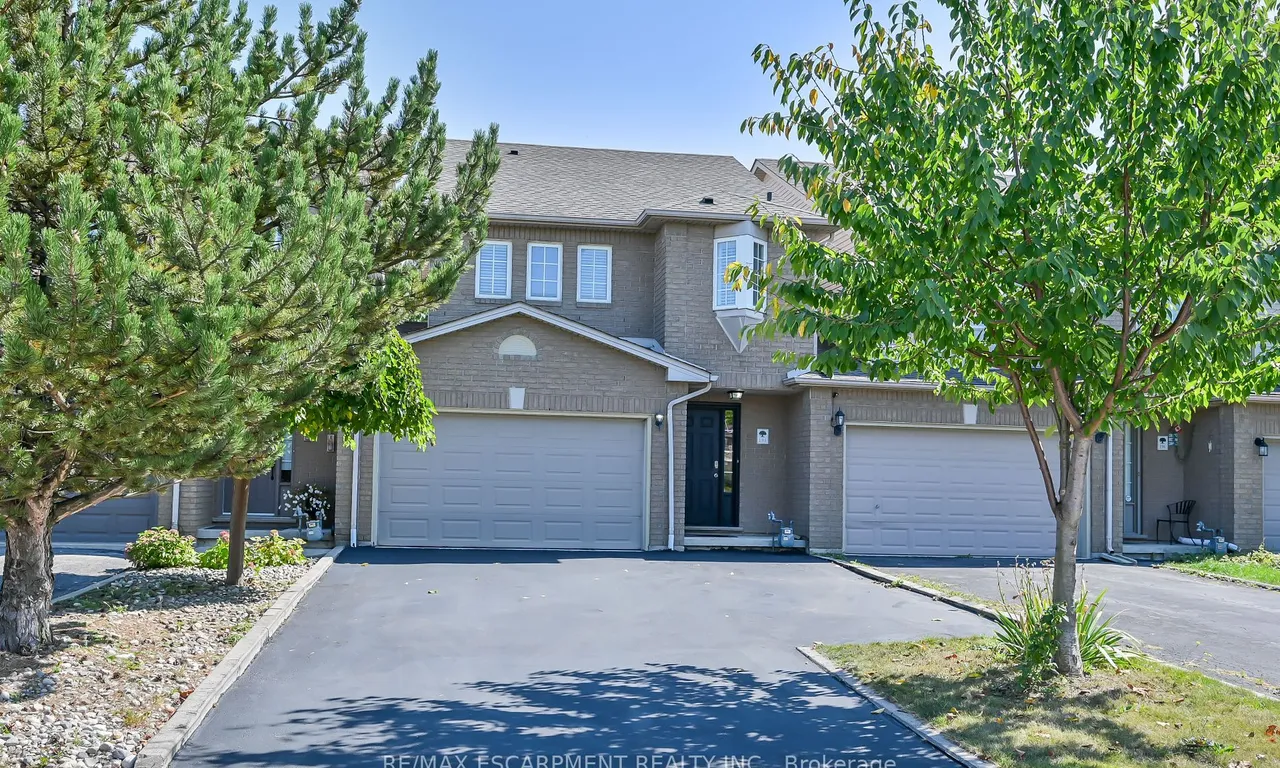 194 Gatestone Dr, Hamilton, ON L8J 3V4