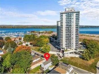 46 Brock St, Hamilton, ON L8L 4L6