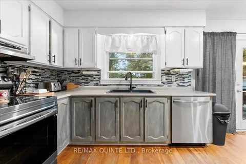 31 Ridge Road, Prince Edward County, ON K0K 2T0