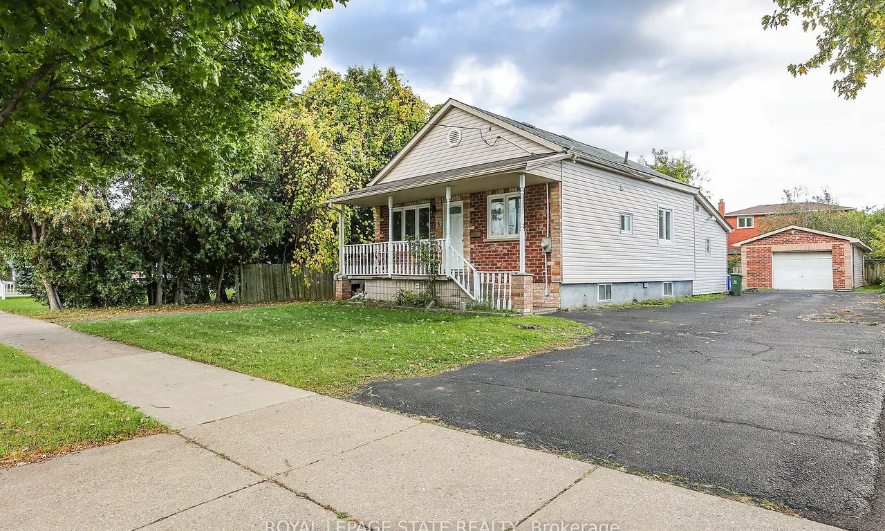 344 Barton St, Hamilton, ON L8E 2K9