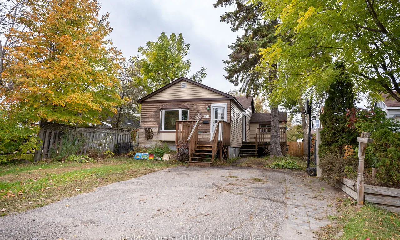 1138 Metcalfe St, North Bay, ON P1B 2R4