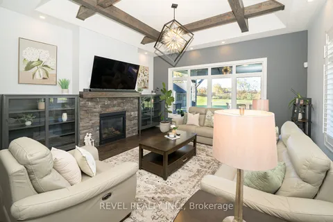 21 Tedley Blvd, Brantford, ON N3T 0E3