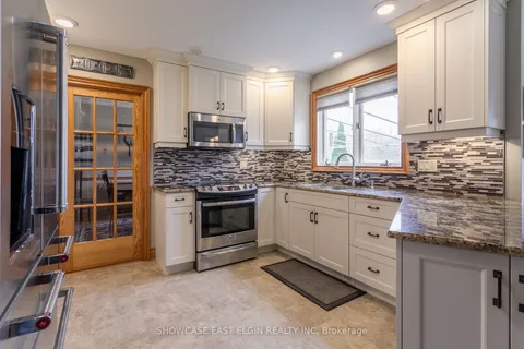 28 Sinclair Cres, Aylmer, ON N5H 3B7