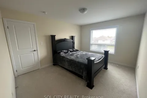 18 Carew Blvd, Kawartha Lakes, ON K9V 0J3