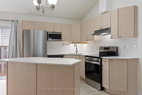 223 Crimson Cres, London, ON N5W 6G1
