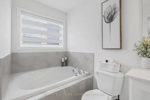 339 Stewart St, Shelburne, ON L9V 3X1