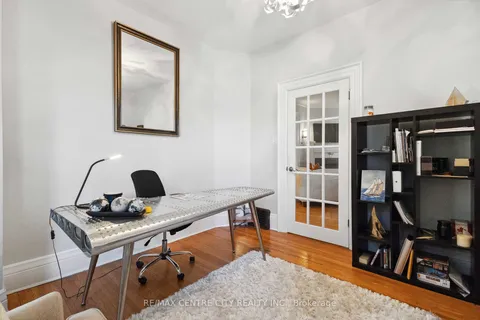 65 Grand Ave, London, ON N6C 1L6