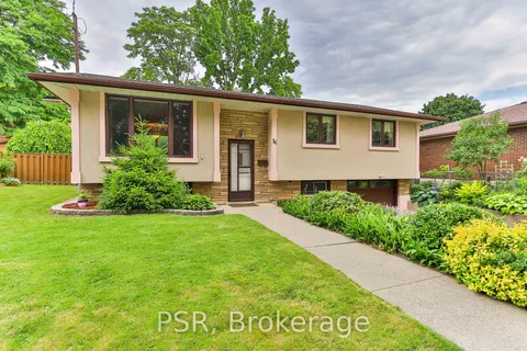 16 Colmar Pl, Hamilton, ON L9H 4K9