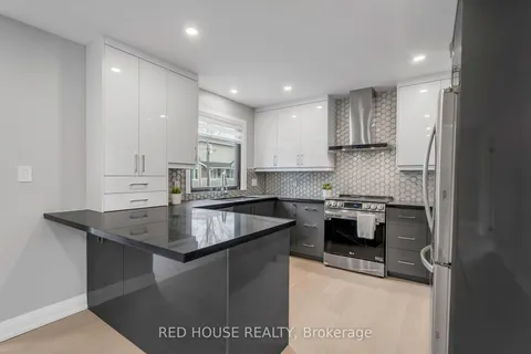 10 Bayside Ave, Hamilton, ON L8H 7B4