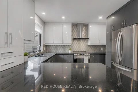 10 Bayside Ave, Hamilton, ON L8H 7B4