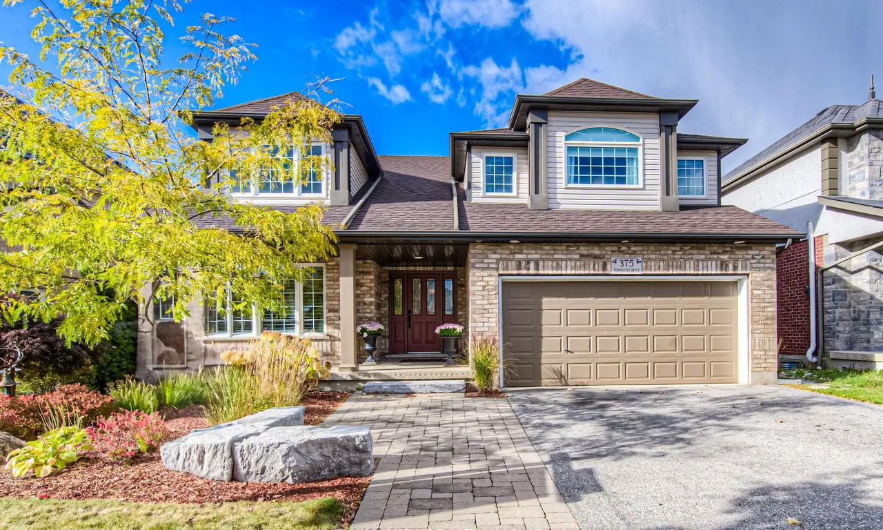 375 TOWNSEND Dr, Woolwich, ON N0B 1M0