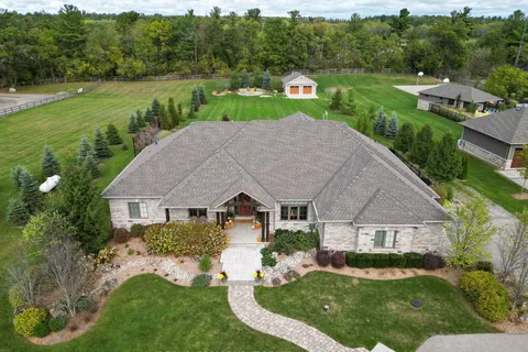 523 Blue Lake Rd, Brant, ON N0E 1N0