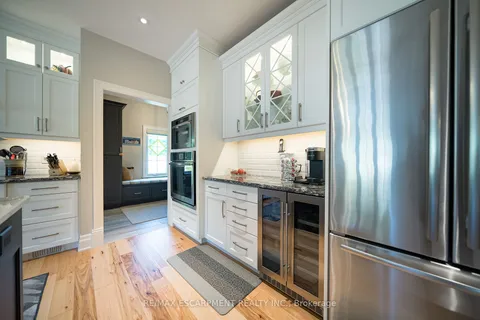 523 Blue Lake Rd, Brant, ON N0E 1N0