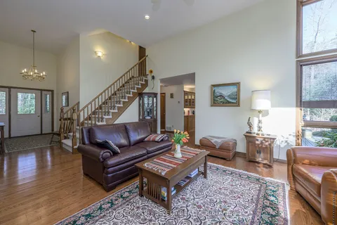 10364 PINETREE Dr, Lambton Shores, ON N0M 1T0