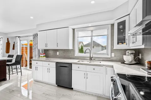 75 Morgan Dr, Haldimand, ON N3W 2L6