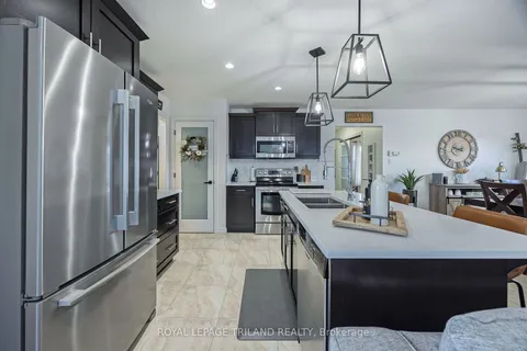 23 Westlake Dr, St. Thomas, ON N5P 4K3