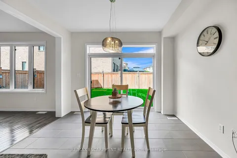 3 Kelso Dr, Haldimand, ON N3W 0B3