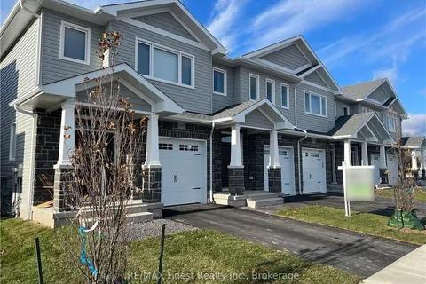 196 HERITAGE PARK Dr, Greater Napanee, ON K7R 3X8