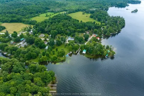 4 WILLIAM St, Rideau Lakes, ON K0E 1G0