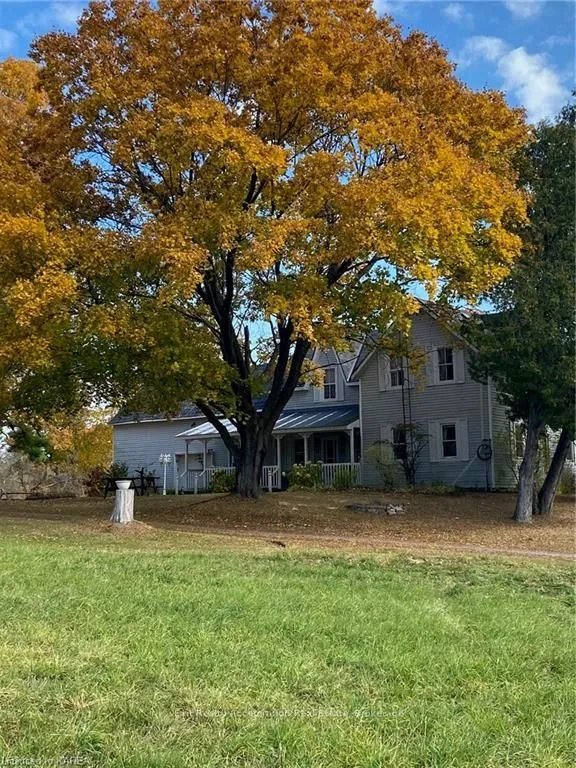 3207 JOHN MARTIN Rd, South Frontenac, ON K0H 1W0