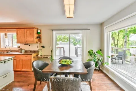 4004 HIAWATHA Lane, South Frontenac, ON K0H 1H0