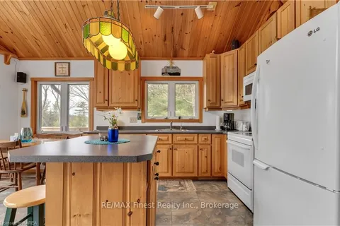 14 DOWNIE N/A, ON K0E 1L0