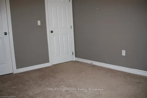 3 TEGAN Crt, Loyalist, ON K0H 2H0