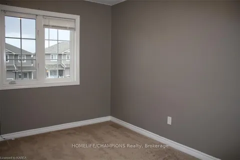 3 TEGAN Crt, Loyalist, ON K0H 2H0