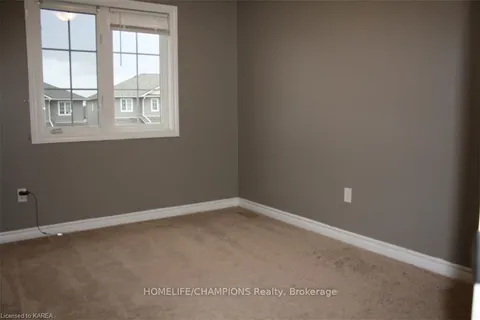 3 TEGAN Crt, Loyalist, ON K0H 2H0