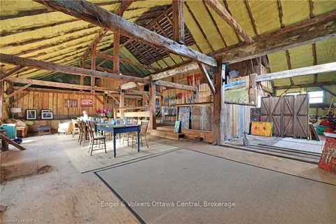 9261 HIGHWAY 33, Greater Napanee, ON K0H 1G0