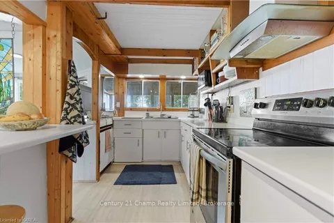 15 STURTIVANS Lane, ON K7G 2V4