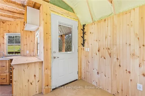 PART 1 BURNT HILLS Rd, South Frontenac, ON K0H 1H0