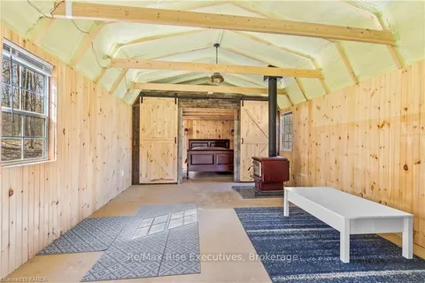 PART 1 BURNT HILLS Rd, South Frontenac, ON K0H 1H0