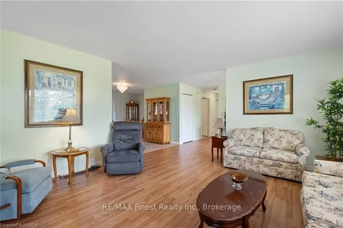 2657 COUNTY 11 Rd, Greater Napanee, ON K0K 2Z0