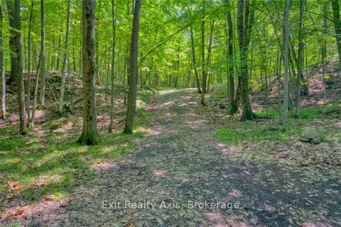 75 LASHA Lane, Rideau Lakes, ON K0G 1E0