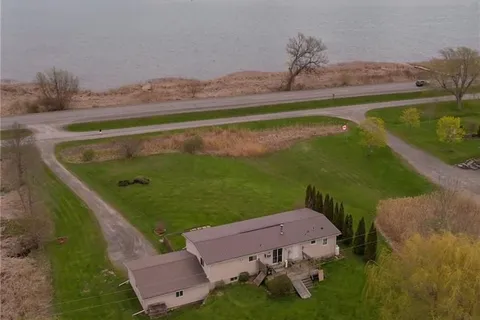 1162 THOUSAND ISLANDS Pkwy, Front of Yonge, ON K0E 1R0