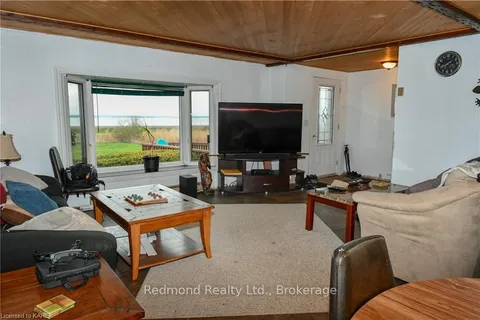 1162 THOUSAND ISLANDS Pkwy, Front of Yonge, ON K0E 1R0