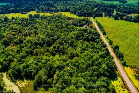 33 PACIFIC RD Rd, ON K0E 1L0