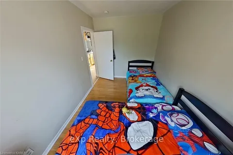 307 DIVISION St, Kingston, ON K7K 3Z7