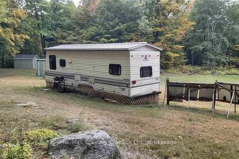 2476 HENDERSON Rd, Central Frontenac, ON K0H 1B0