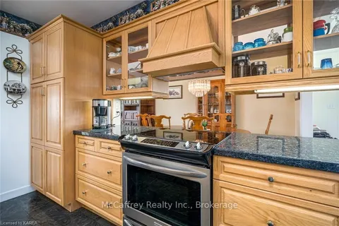 2118 COUNTY ROAD 9, Greater Napanee, ON K7R 3K8