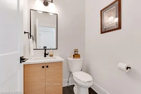 27 SHELTER COVE Dr, Westport, ON K0G 1X0