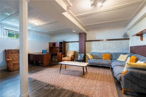 259 SHERIDAN St, Kingston, ON K7P 3C6