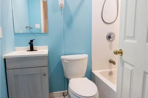 259 SHERIDAN St, Kingston, ON K7P 3C6