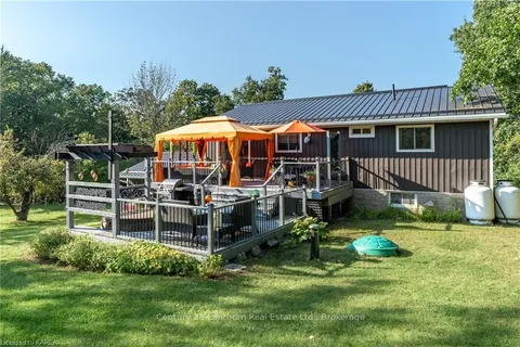 11807 LOYALIST Pkwy, ON K0K 2T0