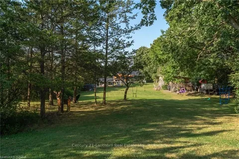 11807 LOYALIST Pkwy, ON K0K 2T0