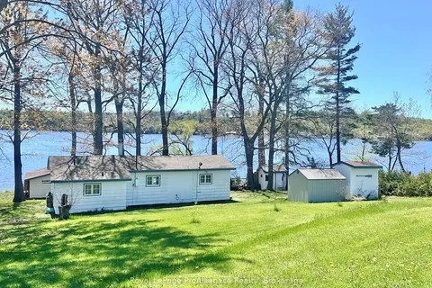 32 QUINTE VIEW Rd, Greater Napanee, ON K0H 1G0
