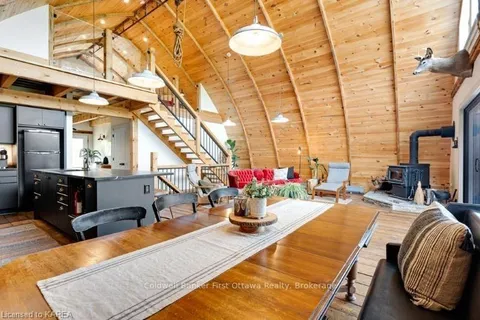 685 MCHUGH Rd, Greater Madawaska, ON K0J 1G0