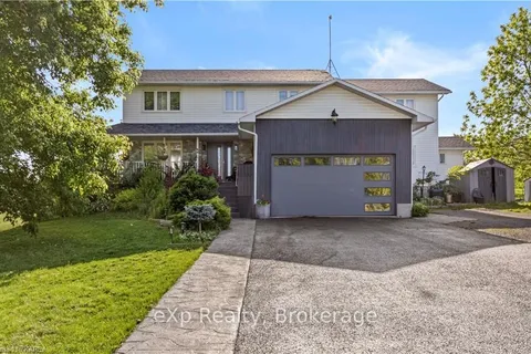 3900 ROUND LAKE ROAD, South Frontenac, ON K0H 1X0