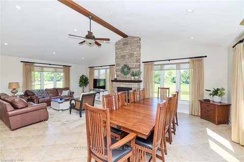 2350 GAINER St, Thorold, ON L0S 1A0